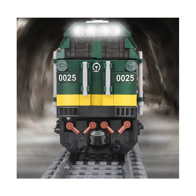 REMOTE CONTROLLED DIESEL LOCOMOTIVE | 2086PCS - BRICKS LAB